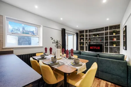 Roskell Road