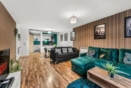 Lower Ormond St