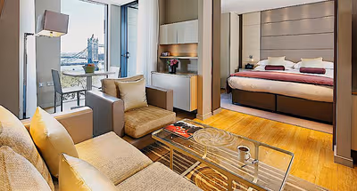 Three Quays Residences in Tower Hill