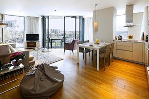 Three Quays Residences in Tower Hill