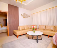 La Main Road Premium Serviced Apartment