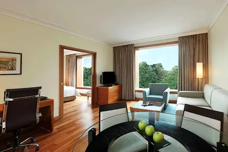 Embassy Golf Links Apartments