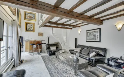 A 135m2 RARE SUPER LUXURY GEM NEAR LOUVRE - PRIVATE TERRACE 35m2