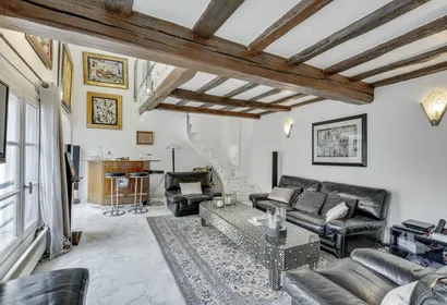 A 135m2 RARE SUPER LUXURY GEM NEAR LOUVRE - PRIVATE TERRACE 35m2
