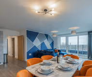 10 Canal House