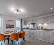 10 Canal House