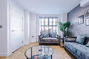 Monton Townhouse