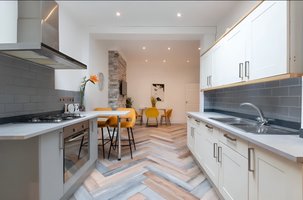 Stylish, Luxury 2 Bed Apartment