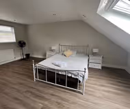 Vibrant and Cosy London Apartment