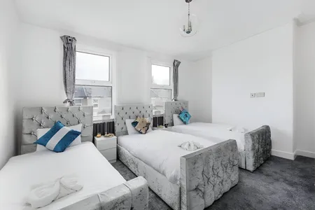 Beautiful 2 Bed House