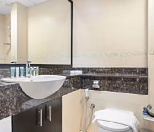 JLT-Goldcrest Views