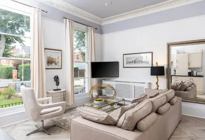 10 Sydneham Road Serviced Apartment