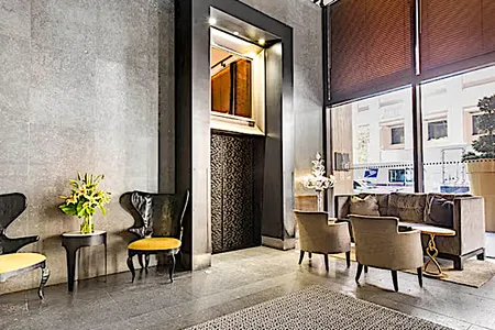 Wall St Apartment