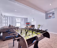 Game table at 183 High Street