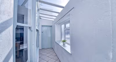 Extra space at 183 High Street