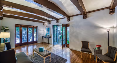 Wilshire Blvd Apartment