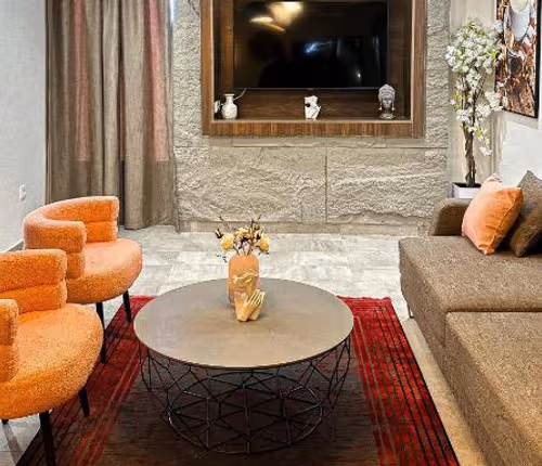 Rue 560 Serviced Apartment