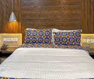 Rue 560 Serviced Apartment