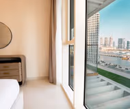 Lavish 1BDR beach Access in Emaar Beach front