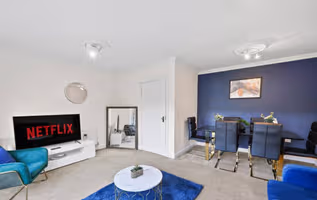 Bishopfields Drive by Mia Partners