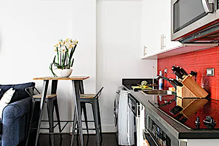 9th Avenue Serviced Apartment