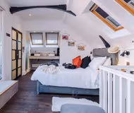 Newton Street by Mia Partners