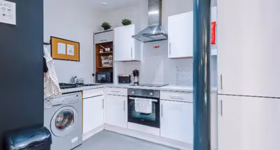 Fully equipped kitchen at 12 York Street