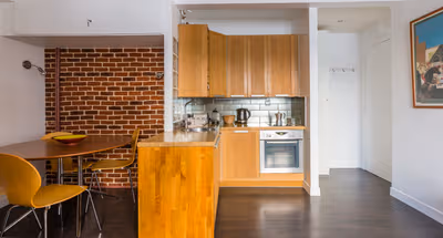 Central Studio by the Louvre