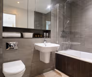 Bathroom - 1 bed apartment