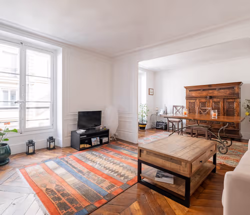 One Bedroom on Rue de Rivoli, Place Vendôme - Louvre