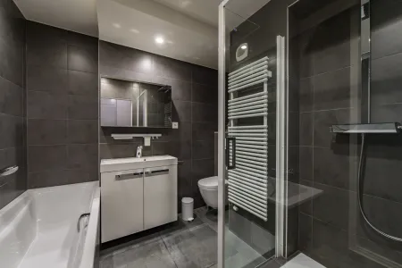 Route de Florissant Serviced Apartment, Les Eaux