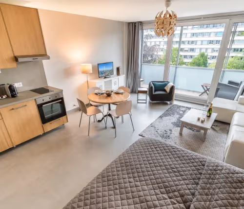 Route de Florissant Serviced Apartment, Les Eaux