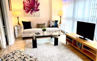 King Street West Street Serviced Apartment