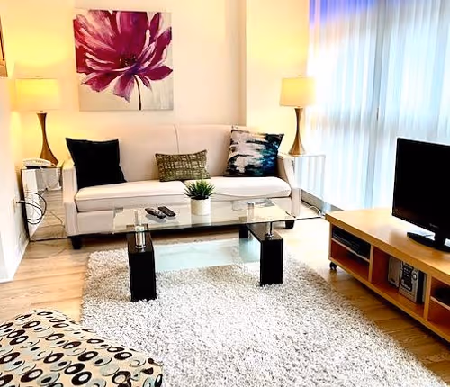 King Street West Street Serviced Apartment