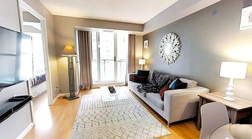 Simcoe Street Serviced Apartment
