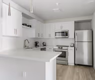 Leeward Ave Apartment