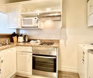 Fitzroy St Serviced Apartments