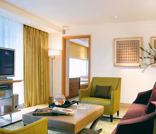 Nariman Point Luxury Serviced Apartment