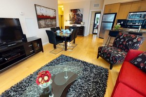 Bremmer Blvd Serviced Apartment