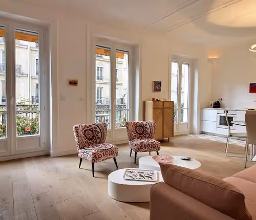 Avenue De La Bourdonnais Serviced Apartment