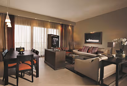 Al Salam Street Serviced Apartment