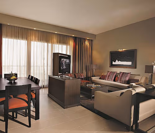 Al Salam Street Serviced Apartment