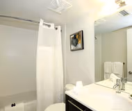 Parkway Forest Dr Serviced Apartment