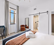 Dubai Marina- Marina Wharf