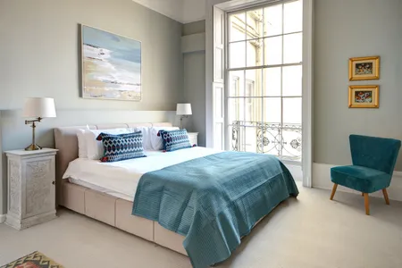 Flat 3, 16 Lansdown