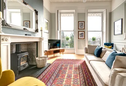 Flat 3, 16 Lansdown