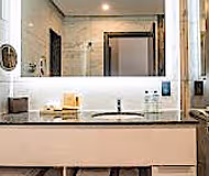 Rhapta Road Serviced Apartment