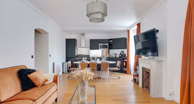 University Special! Mobility Lease: Rue Chevert, Invalides