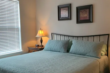 Skye Lane Drive Apartment