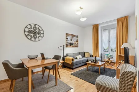 Stylish One-Bedroom Apartment in Môle, Geneva